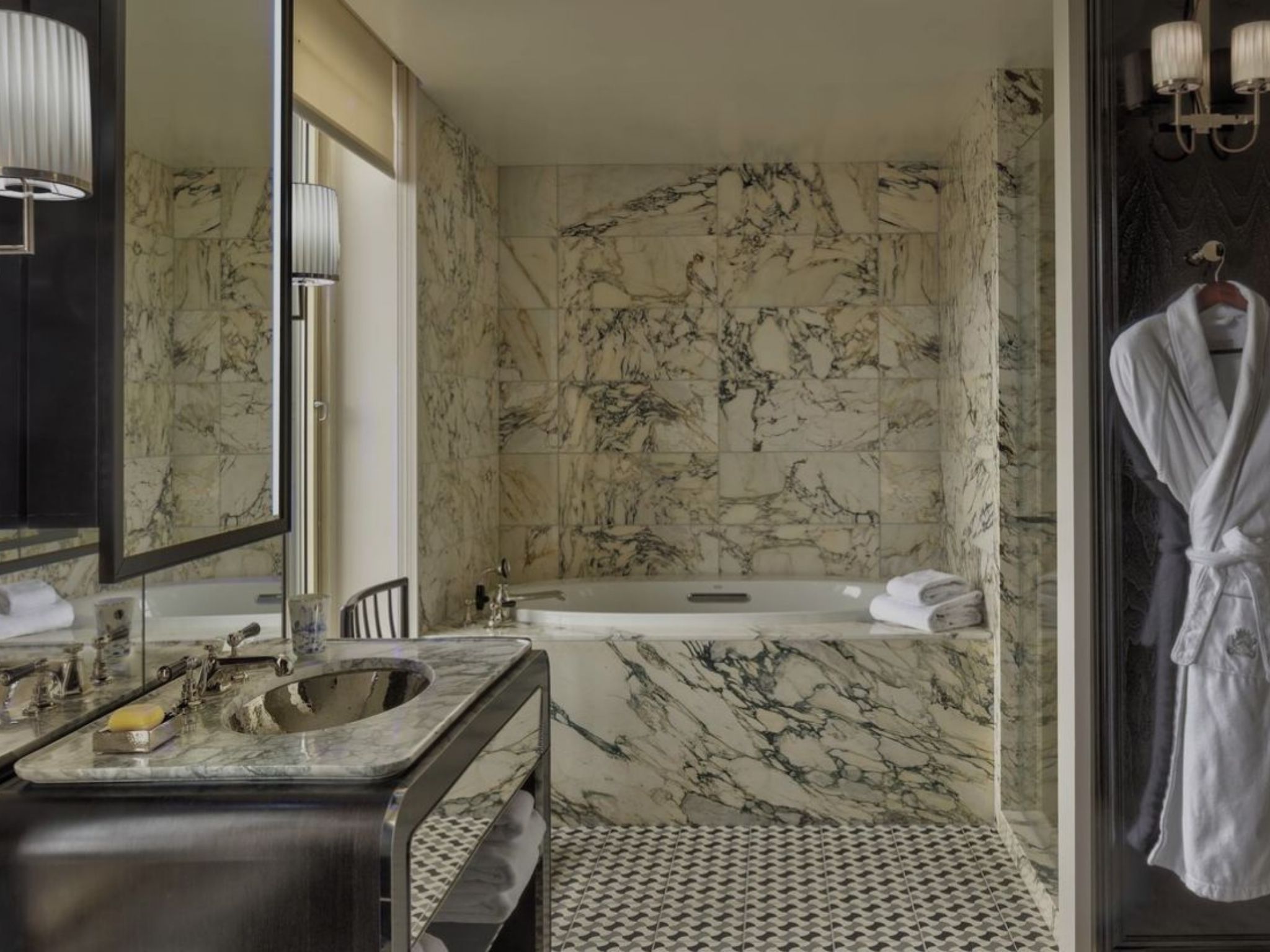 Rosewood The Carlyle Hotel – natural stone by Eurasia Stone (7)
