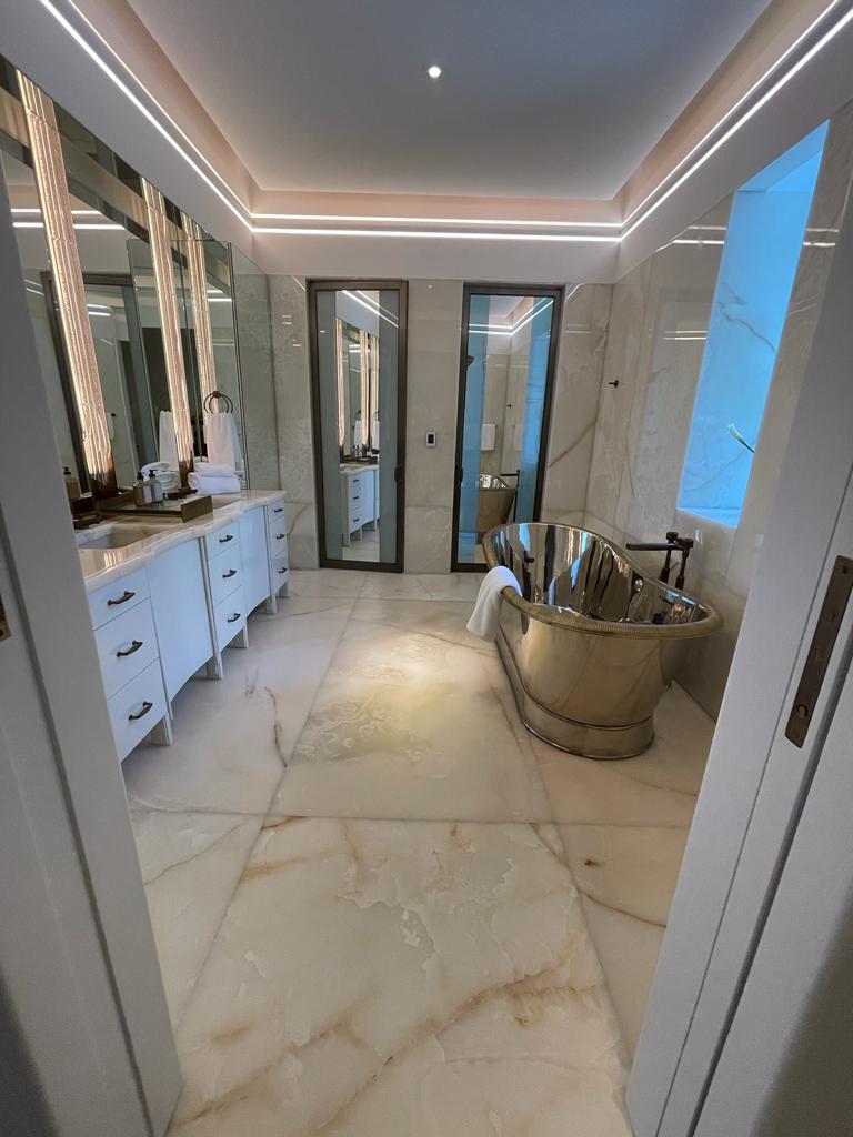 Steinway Tower – natural stone by Eurasia Stone (43)