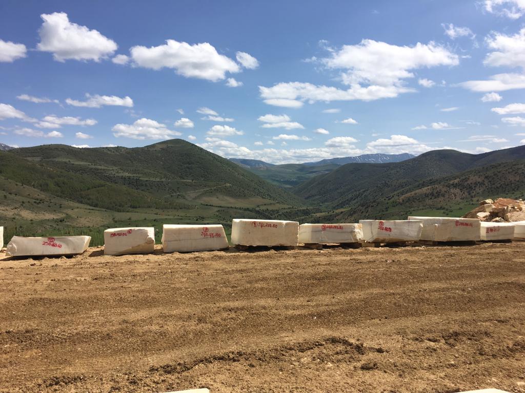 Steinway Tower – natural stone by Eurasia Stone (62)