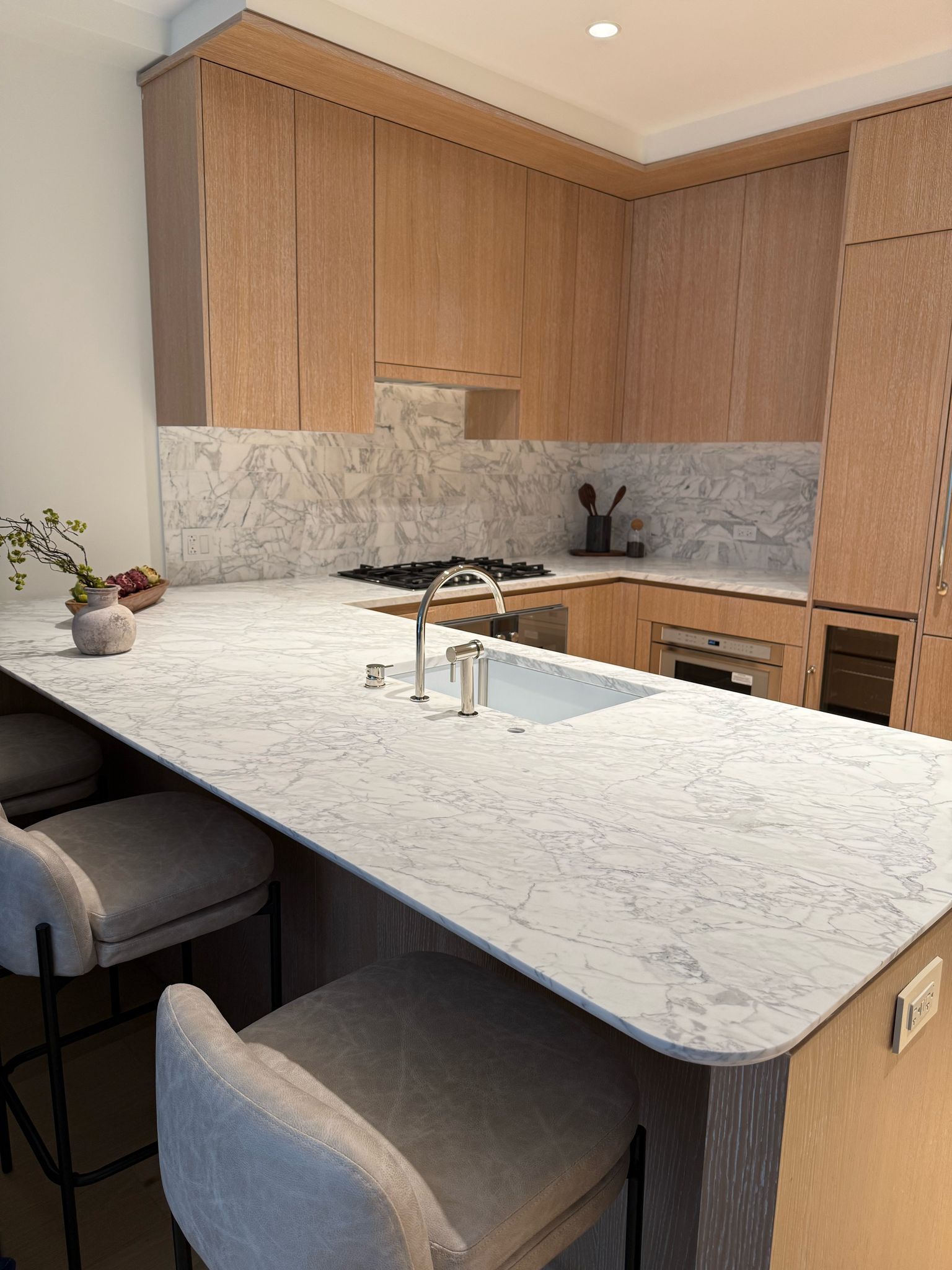 1 Park Row – natural stone by Eurasia Stone (3)