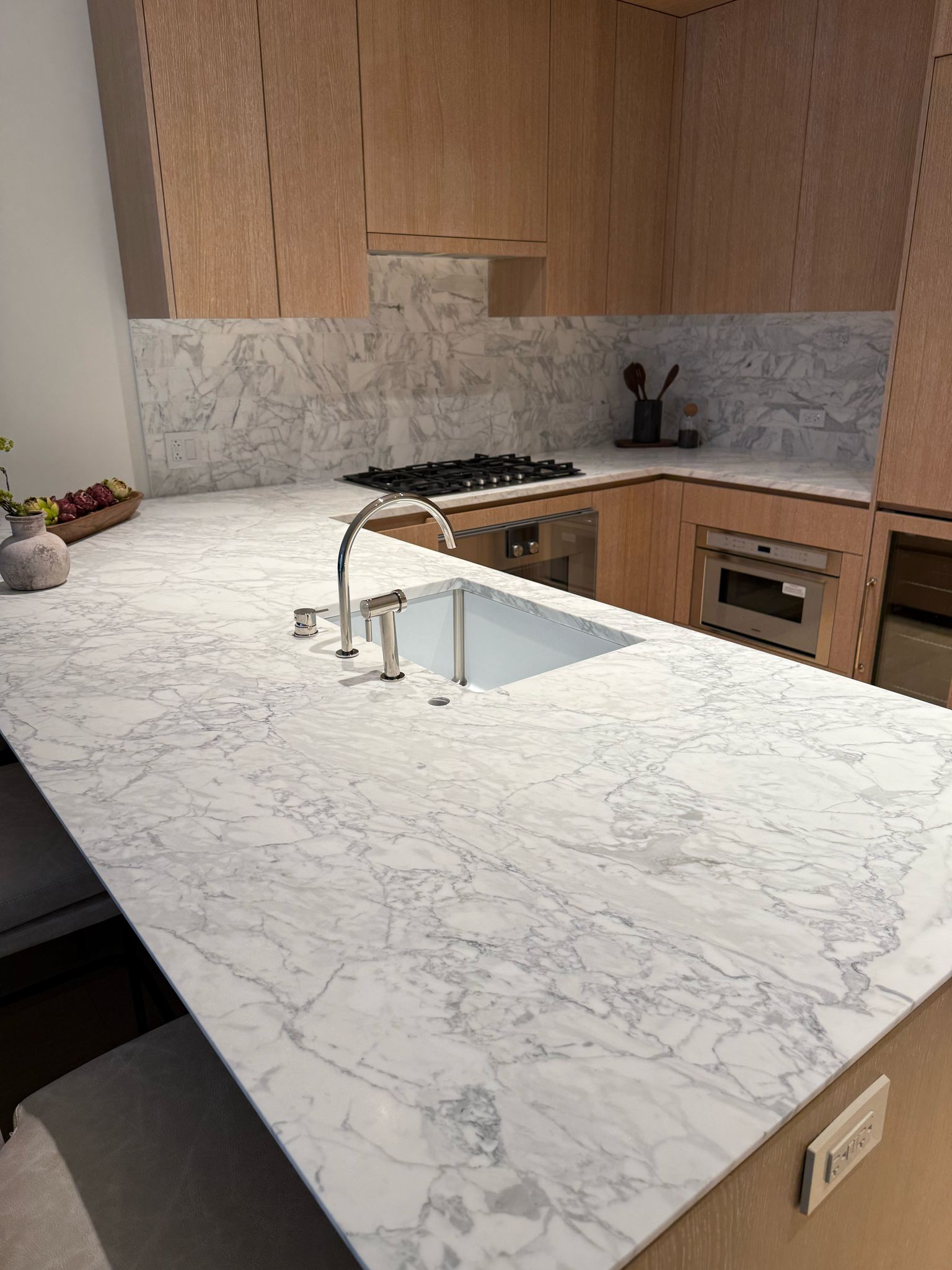 1 Park Row – natural stone by Eurasia Stone (4)
