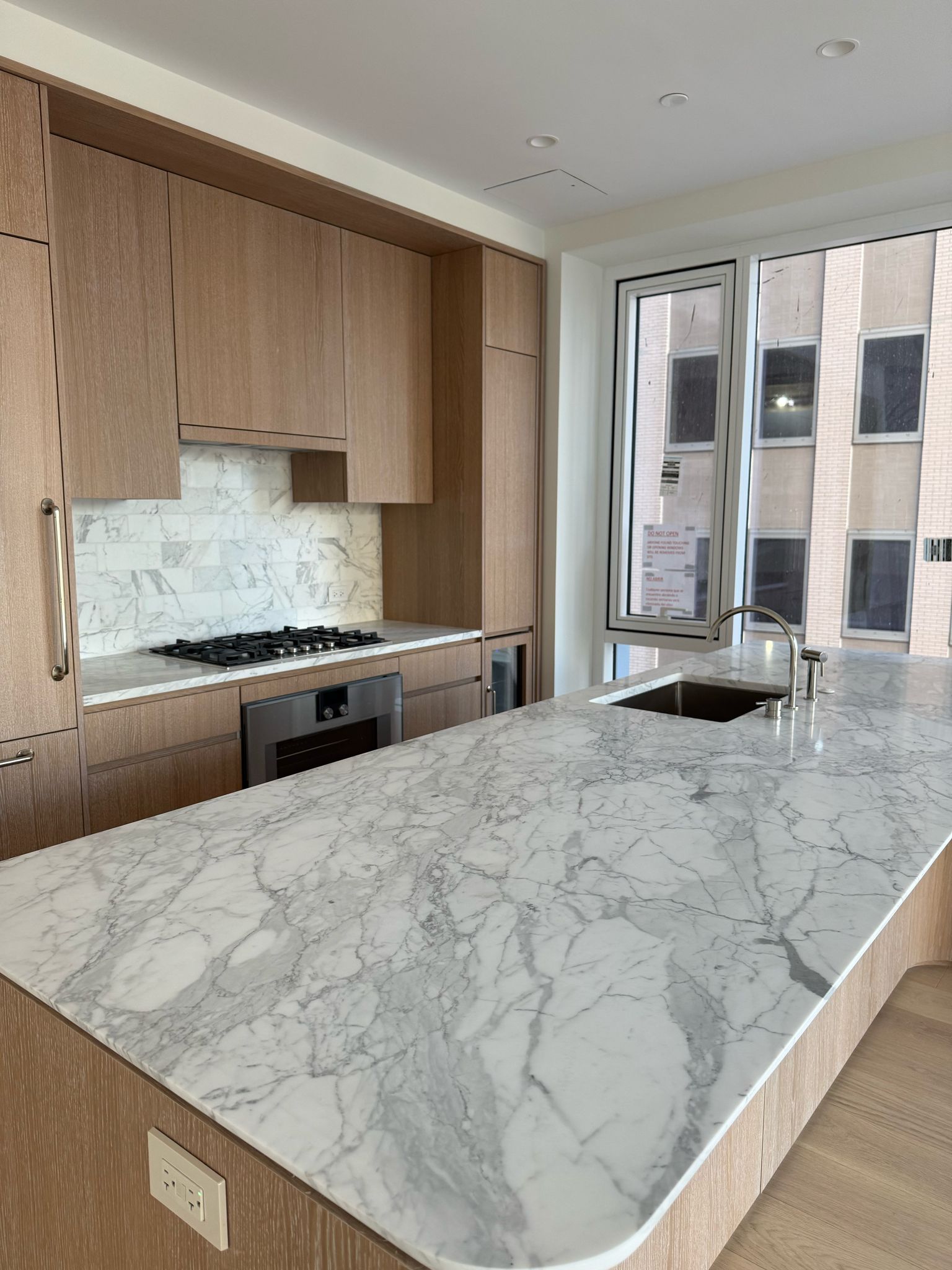 1 Park Row – natural stone by Eurasia Stone (8)