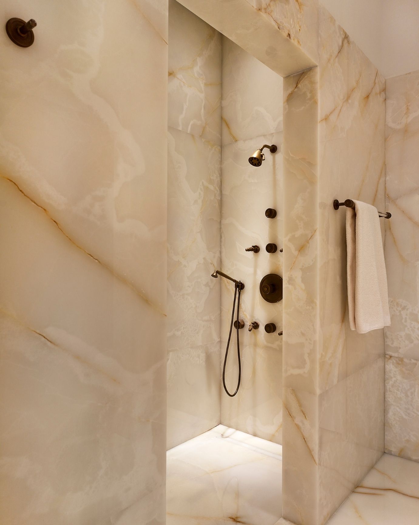 Steinway Tower – natural stone by Eurasia Stone (13)