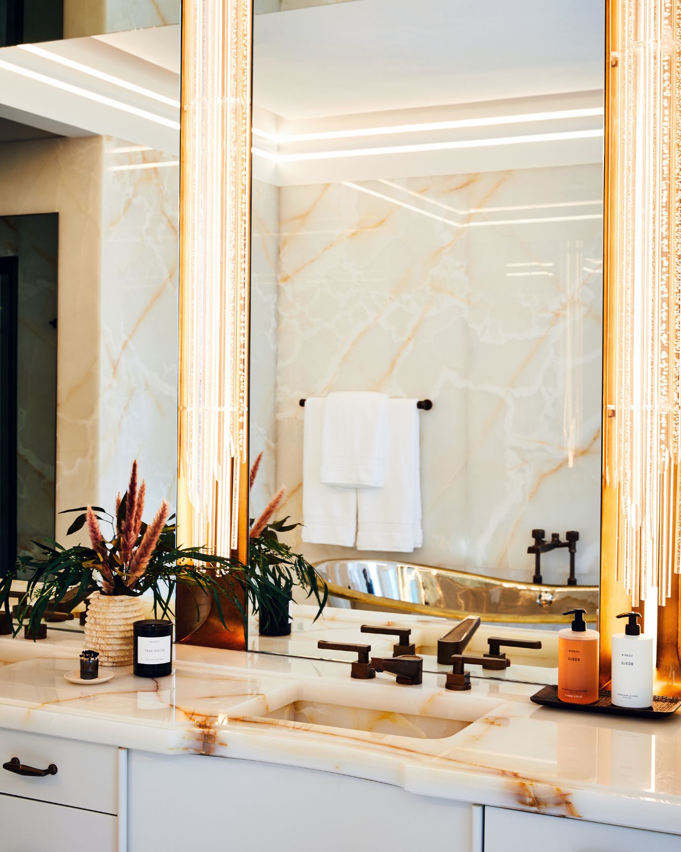 Steinway Tower – natural stone by Eurasia Stone (2)