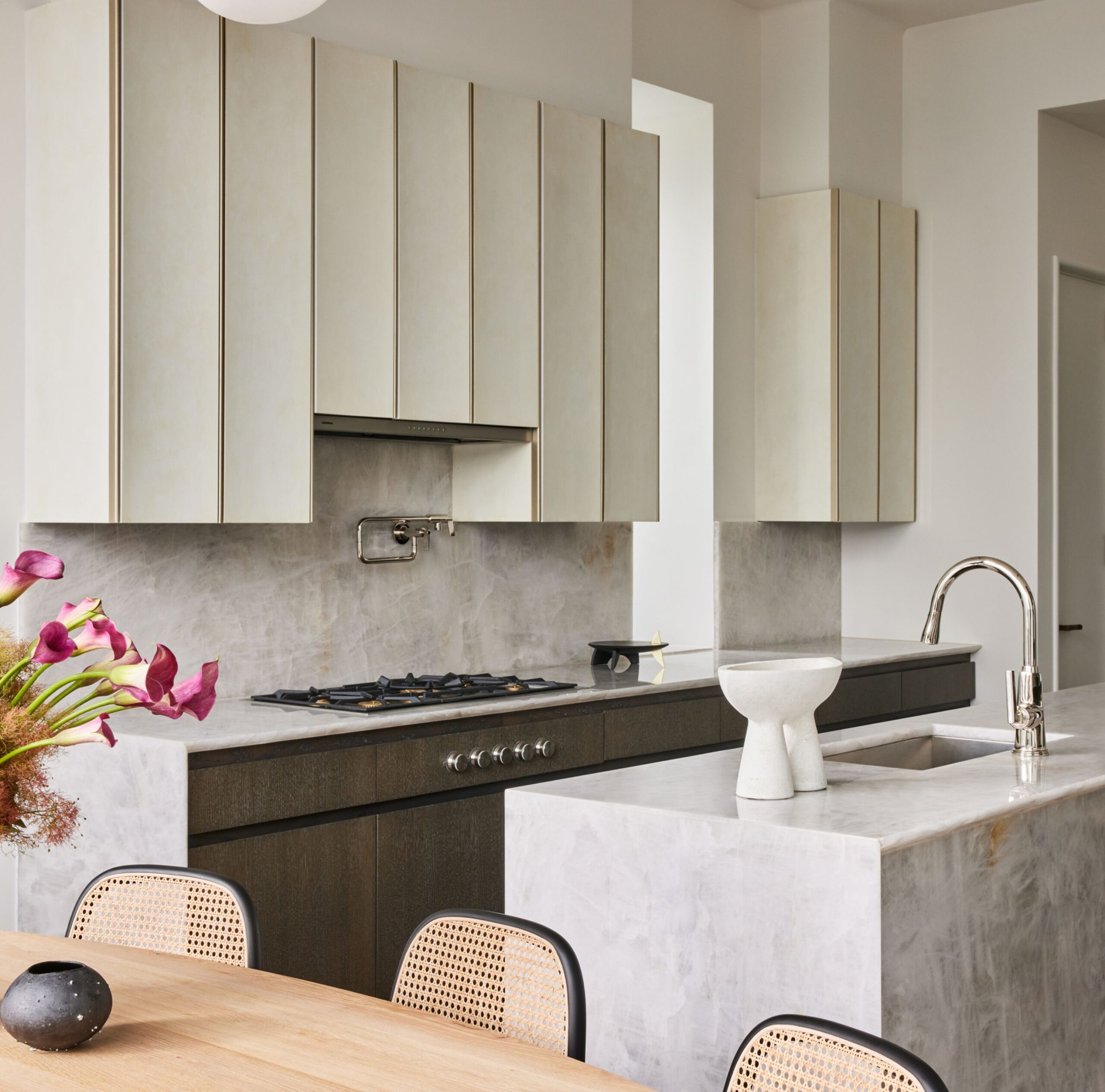 Steinway Tower – natural stone by Eurasia Stone (15)